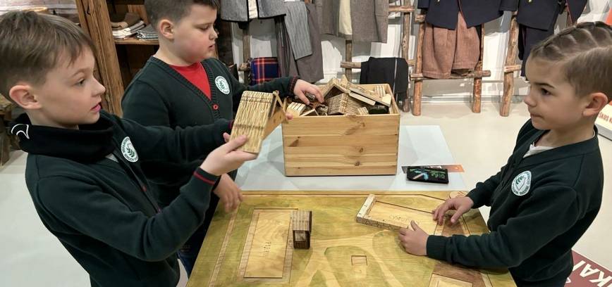 Kūryba su vaikais – netelpa į sąsiuvinį ir į taisykles!