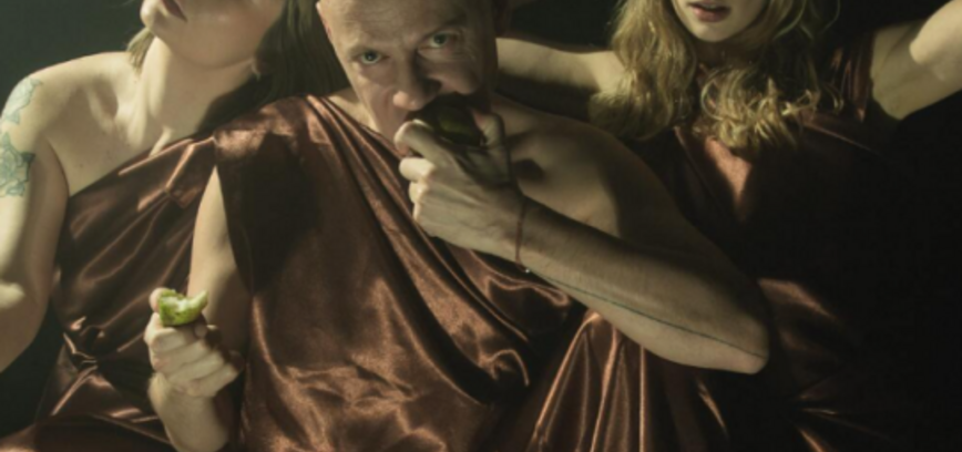 Spektaklis  „PAŽADINK SAVO VIDINĘ DEIVĘ“