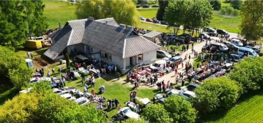 Makniūnų bagažinių turgelis