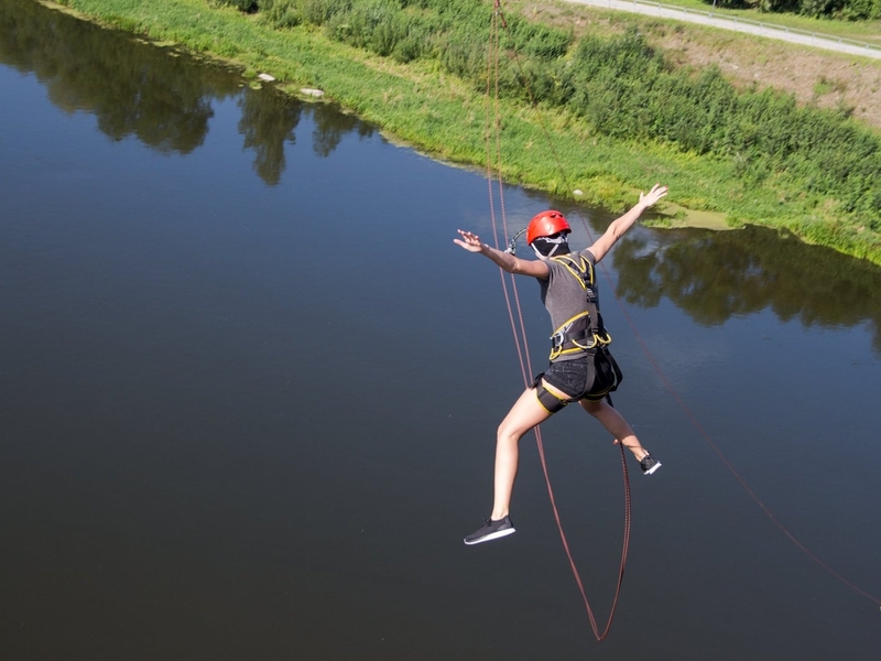 Jumping with a rope from the White Rose Bridge in Alytus!