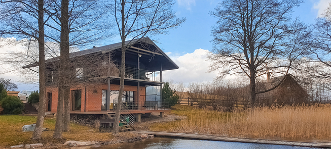 Mirono Lake View Villa