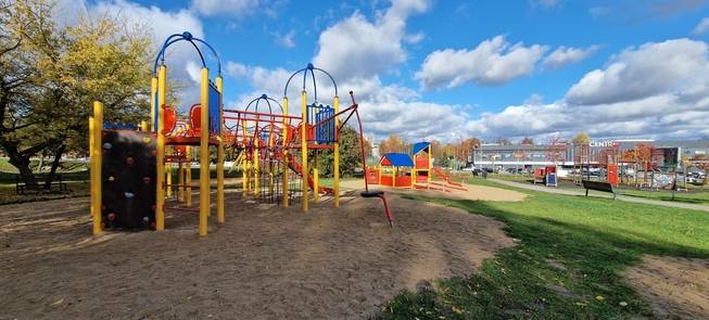 Vaikų žaidimų aikštelė prie UP "Jotvingis"