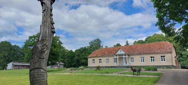 Dapkiškių dvaras (Simono Konarskio tėviškė)