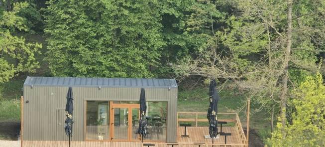 Kavinė ,,Pasimatymas''