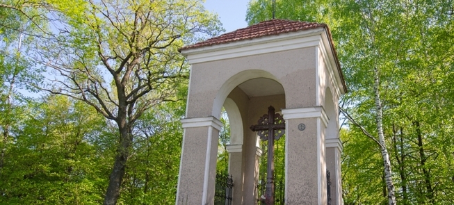 Olakalnis z kaplicą