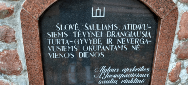 Pomnik strzelców Dzukii, którzy polegli za wolność Litwy